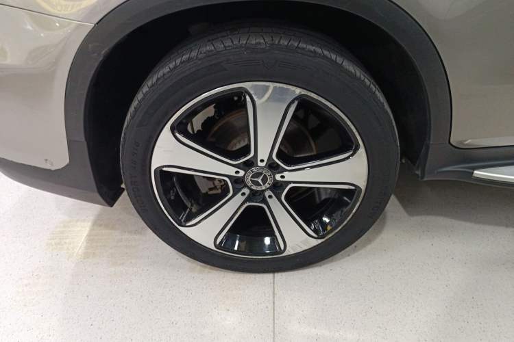 Used Mercedes-Benz GLC 2019 Refreshed GLC 300 L 4MATIC Dynamic Edition