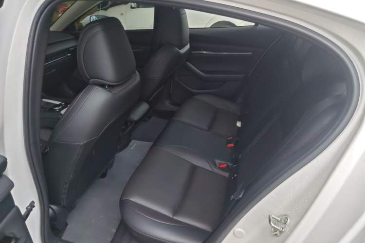 Used Mazda 3 Axela 2023 2.0L Automatic Zhiya Edition Left Rear Seat