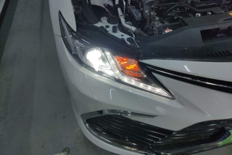 Used Toyota Camry 2023 2.0GVP Premier Edition Right Front Headlight