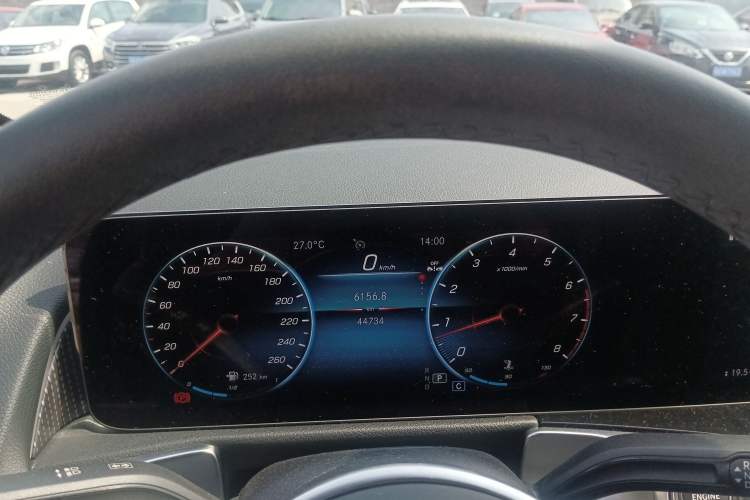 Used Mercedes-Benz GLB 2023 GLB 220 Sport Edition Instrument Cluster