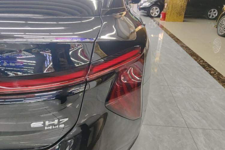 Used Hongqi EH7 2024 690 Pro Glory Edition Right Rear Taillight