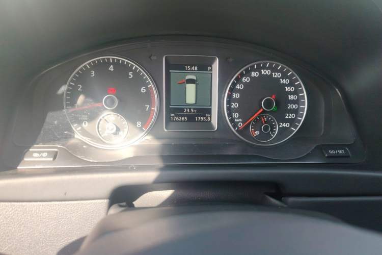 Used Volkswagen Multivan 2012 2.0 TSI Two-Wheel Drive Business Edition
