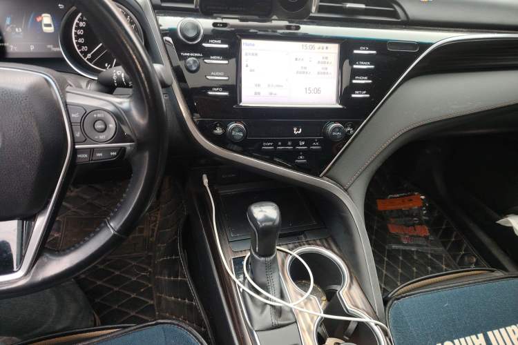 Used Toyota Camry 2018 2.0G Luxury Edition
