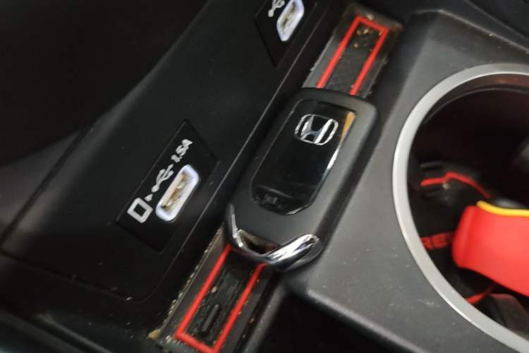 Used Honda Breeze 2021 Rui Hybrid 2.0L 2WD Rui Luxury Edition
