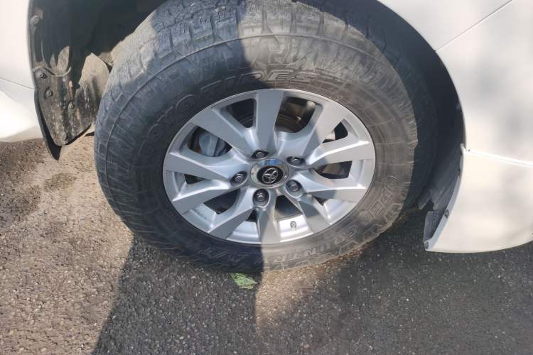 Used Toyota Land Cruiser 