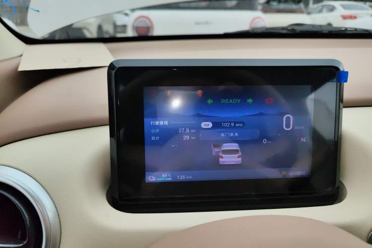 Used Wuling Hongguang MINIEV 2025 Four-Door Version Advanced Edition
