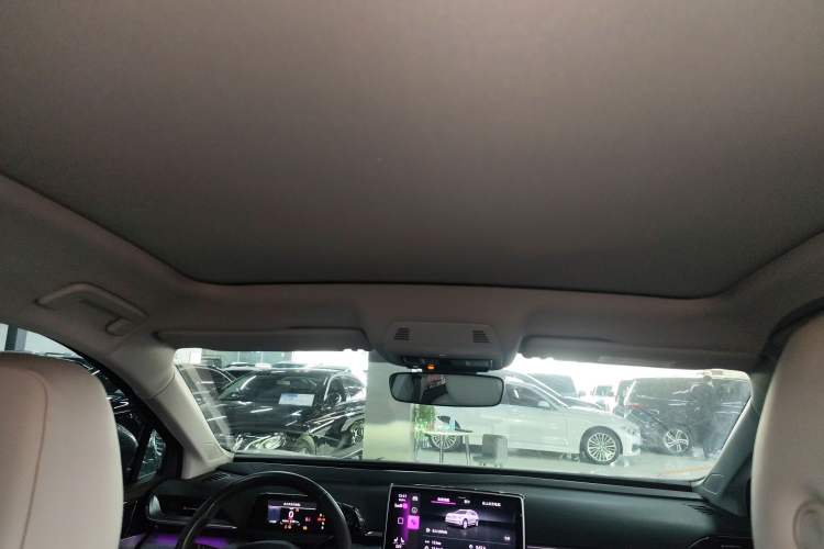 Used Volkswagen ID.6 X 2021 Prime Smart Four-Wheel Drive Edition Headliner