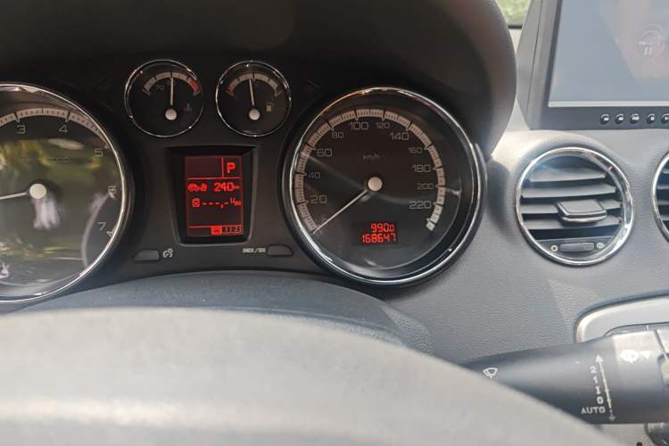 Used Peugeot 408 2011 2.0L Automatic Luxury Edition