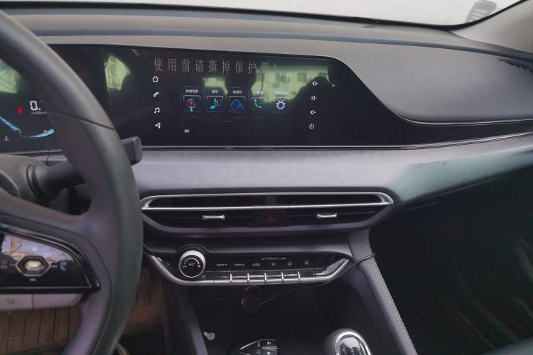 Used Changan Eado 2022 PLUS 1.6L GDI Manual Elite Model