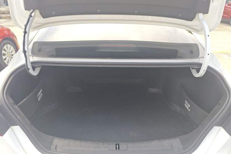 Used Geely Auto Binray 2021 1.4T CVT Asian Games Edition Trunk