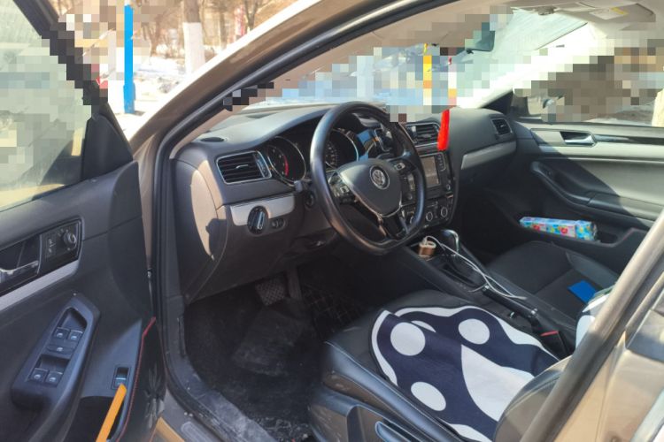 Used Volkswagen Sagitar 2017 1.6L Automatic Comfort Model
