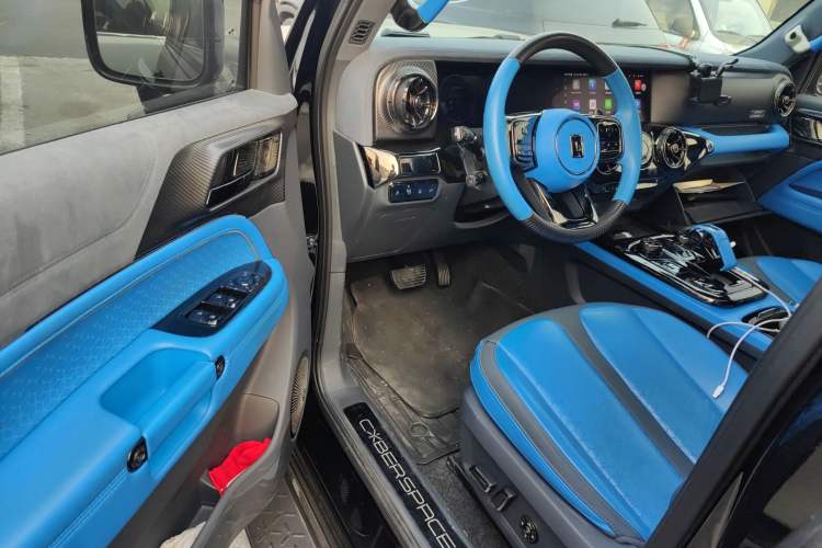 Used Cyberspace Tank 300 2023 2.0T Cyber Knight
