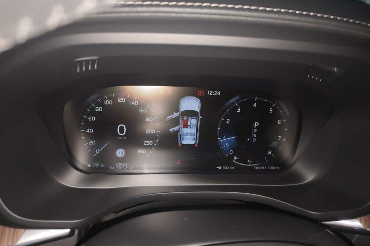 Used Volvo XC60 2021 T5 4x4 Smart Luxury Edition