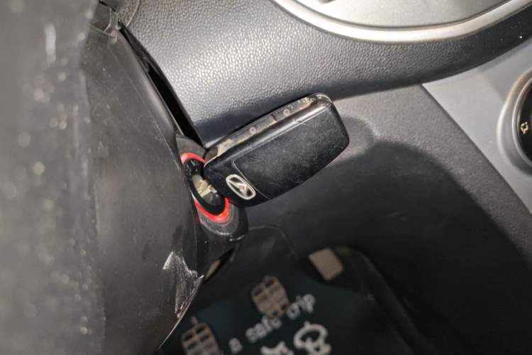 Used Cowin C3 2015 1.5L Manual Gold Diamond Edition