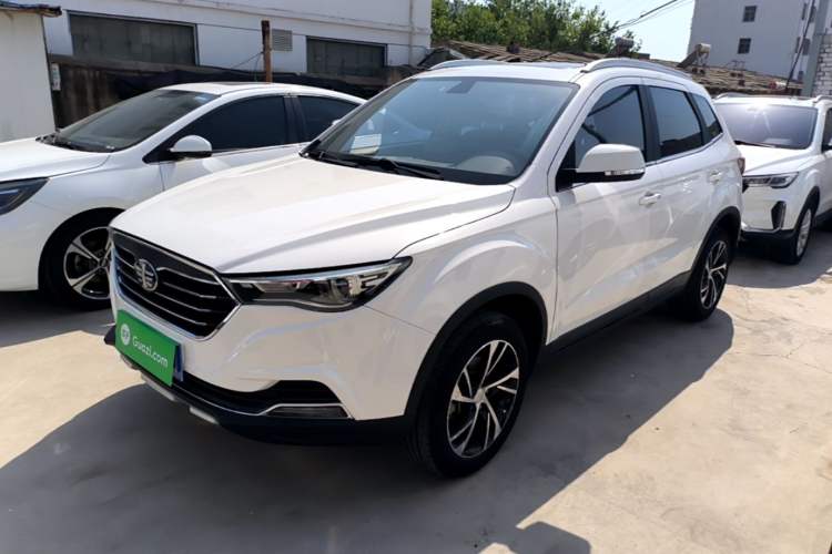 Used Bestune X40 2019 1.6L Manual Luxury Edition China VI
