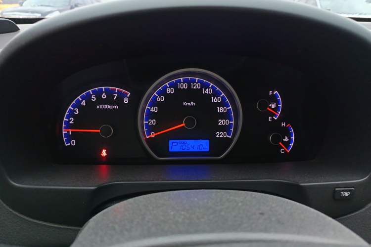 Used Hyundai Celesta 2011 1.6L Automatic Comfort Edition Instrument Cluster