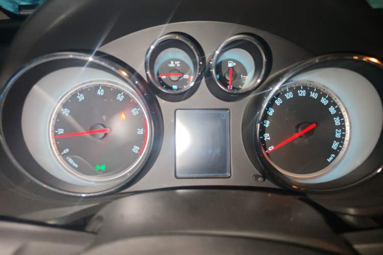 Used Buick Regal 2014 1.6T Fashionable Tech Edition
