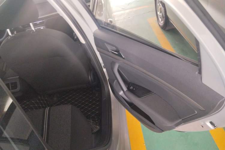 Used Volkswagen Lavida 2021 1.5L Automatic Fashion Edition