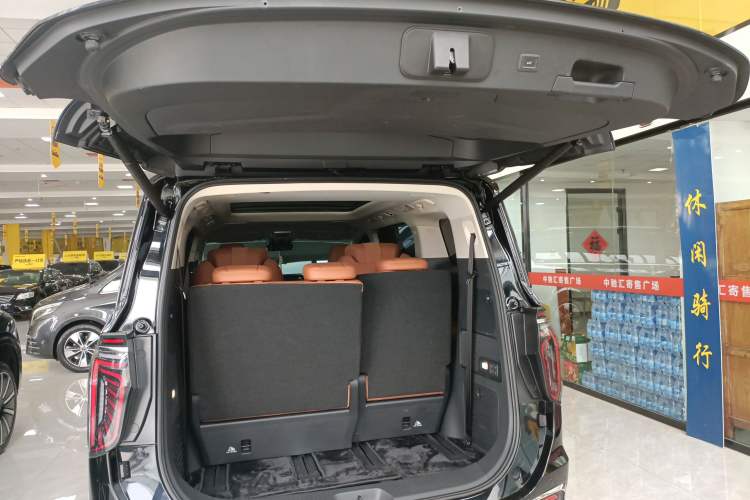 Used Hongqi HQ9 PHEV 2024 2.0T Four-Wheel Drive Luxury Edition
