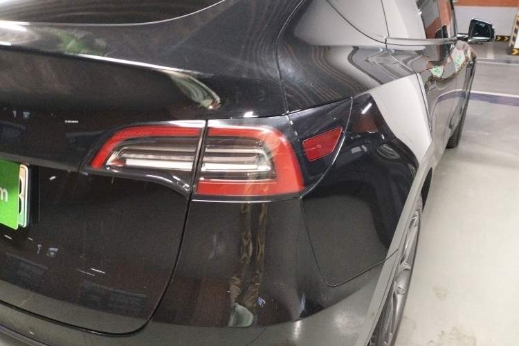 Used Tesla Model Y 2022 Rear-Wheel-Drive Version Right Rear Taillight