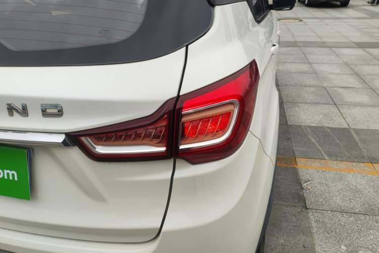 Used Land X2 2017 1.6L Automatic Jingrui Edition
