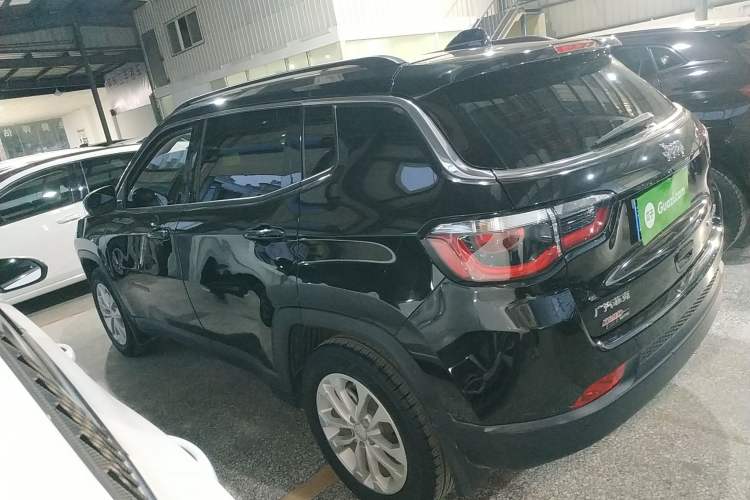 Used Jeep Compass 2021 220T Automatic Leading Edition