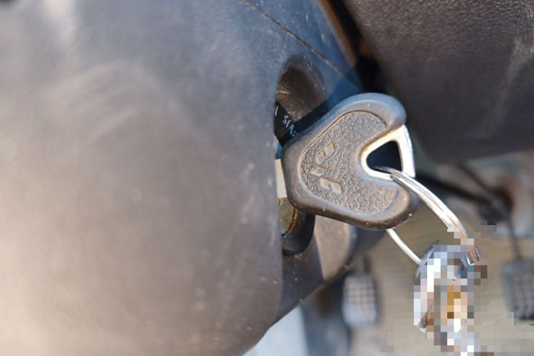 Used Wuling Zhiguang 2015 1.2L Practical LS-I Model