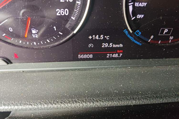 Used BMW 1 Series 2019 118i Fashion Model Odometer Close Up