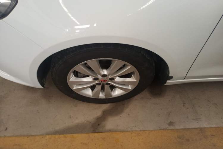 Used Roewe 360 2015 1.5L Automatic Luxury Edition