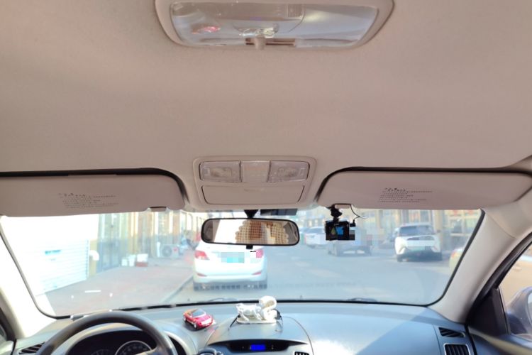 Used Hyundai Celesta 2011 1.6L Manual Comfort Edition