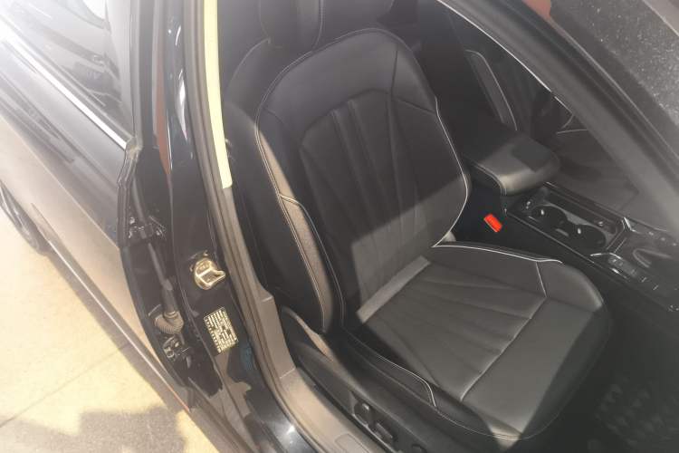 Used Volkswagen Passat 2024 380TSI Starry Dragon Edition
