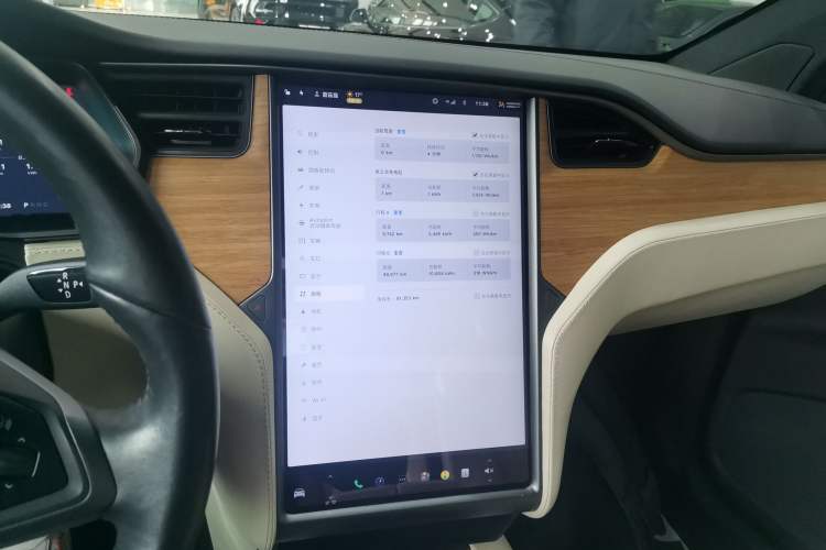 Used Tesla Model X 2019 Long-Range Version
