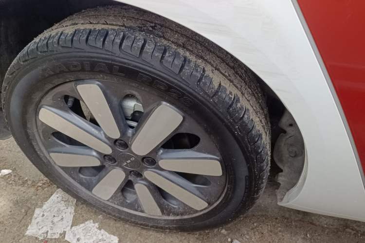 Used ORA Black Cat 2021 351 km Luxury Version Exterior 5