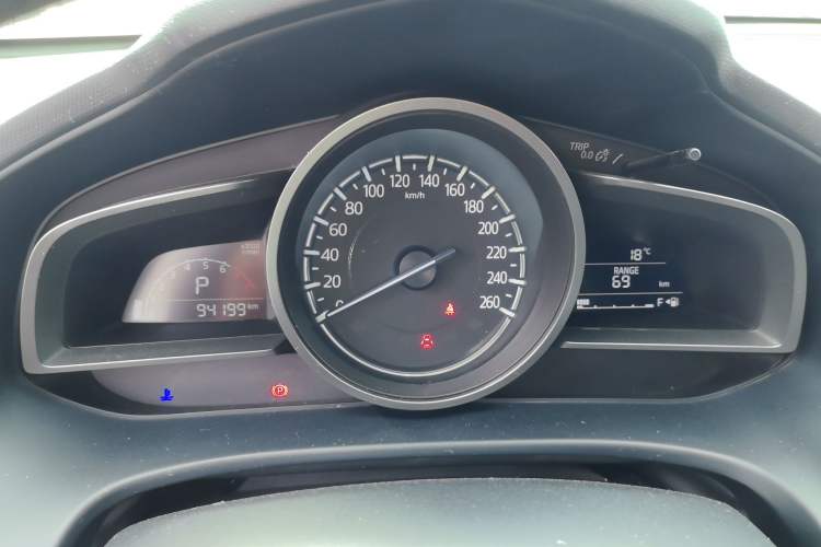 Used Mazda CX-4 2018 2.0L Automatic Two-Wheel Drive Blue Sky Premium Upgrade Version China VI Standard
