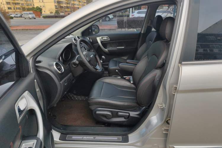 Used Haval H6 2015 Upgraded Model 1.5T Manual Two-Wheel Drive Elite Version