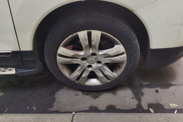 Used Peugeot 3008 2015 1.6THP Automatic Trend Edition