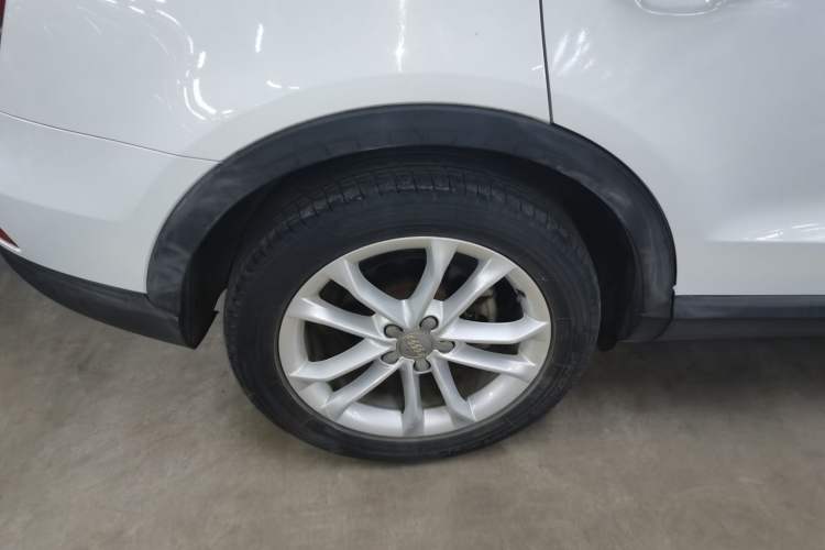 Used Audi Q3 2015 30 TFSI Ambition Edition