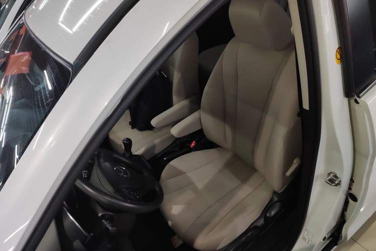 Used Mazda Mazda 5 2013 2.0L Manual Comfort Version
