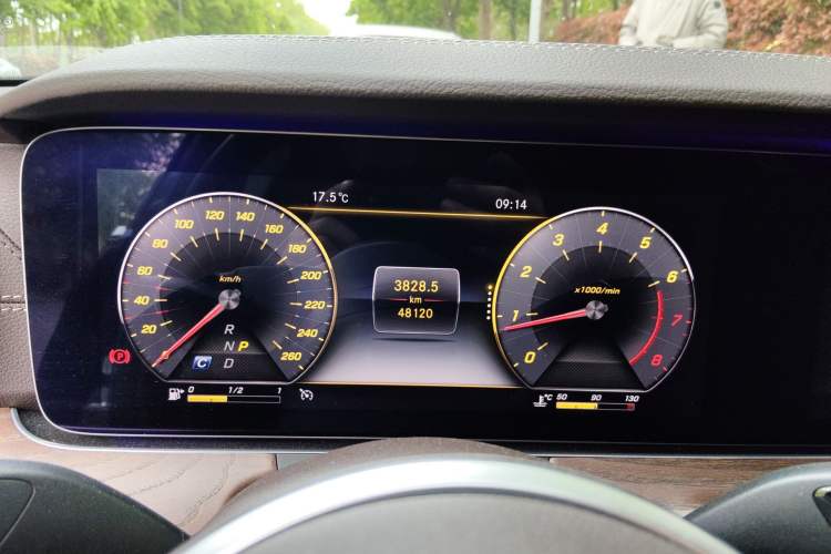 Used Mercedes-Benz E-Class 2020 E 300 L Stylish Model Instrument Cluster