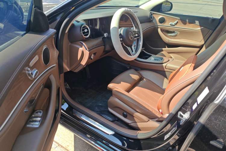 Used Mercedes-Benz E-Class 2019 E 260 L