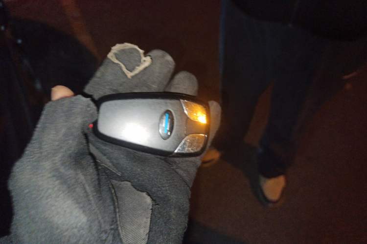 Used CHANGAN OSHAN Z6 2023 Blue Whale 1.5T DCT Smart-Led City Edition