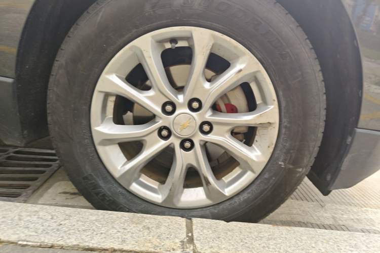 Used Chevrolet Equinox 2019 535T Automatic Lingjie Edition China V Standard Right Front Wheel Hub