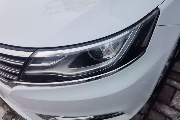 Used Roewe i6 2017 20T Automatic Flagship Edition
