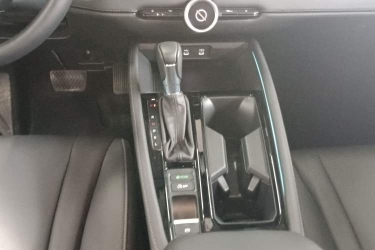 Used Honda Accord 2025 260TURBO Luxury Edition Gear Lever