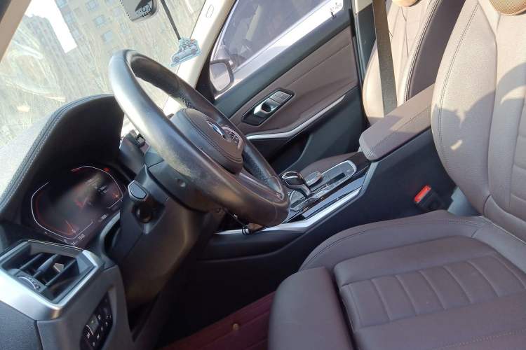 Used BMW 3 Series 2021 320Li M Sport Package Left Front Seat