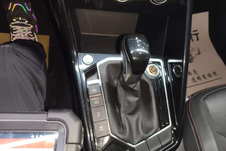 Used Volkswagen Tayron 2019 Teramont Edition 280TSI Two-Wheel Drive Luxury Model China VI Standard Gear Lever