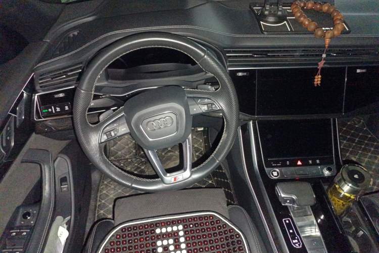 Used Audi Q8 2021 55 TFSI Prestige Dynamic Edition Steering Wheel