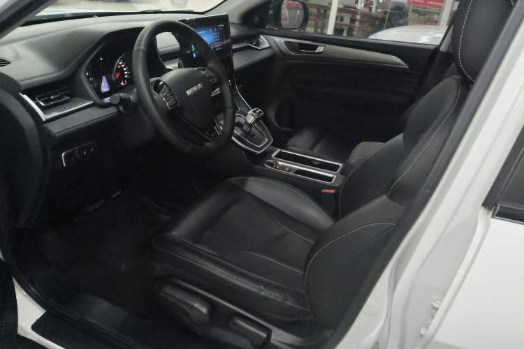 Used Haval M6 2021 PLUS 1.5T DCT Luxury Smart Connectivity Model