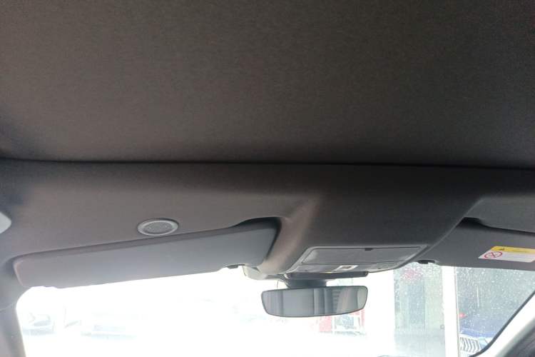 Used Land Rover Discovery Sport New Energy 2022 Facelifted P300e Plug-in Hybrid Electric Version