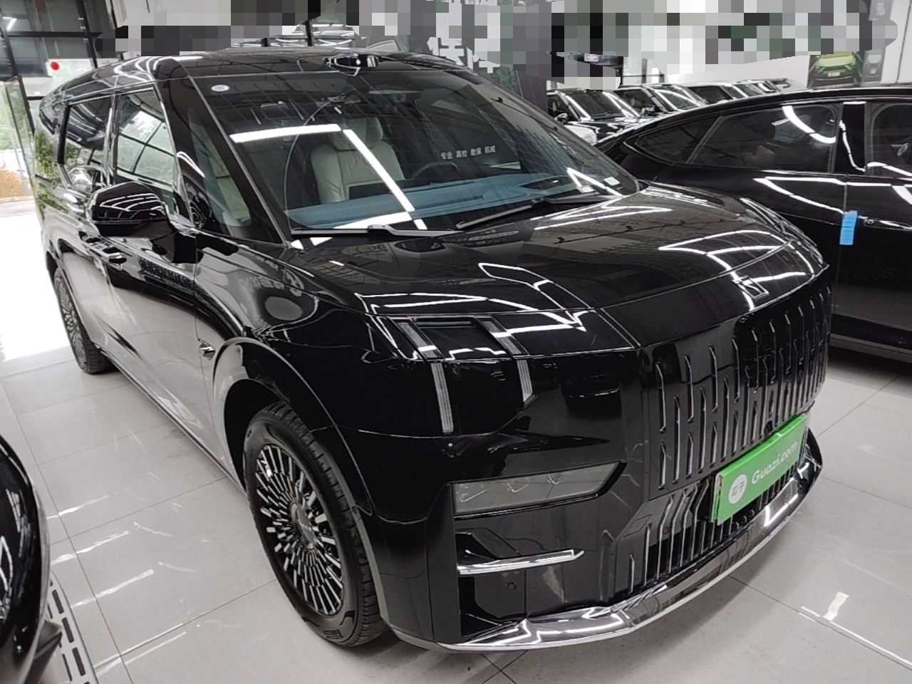 Zeekr 009 2024 Six-Seat Executive Version 4WD 108 kWh — снимка 3